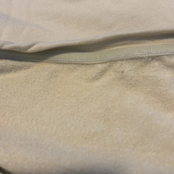 Lululemon women’s yellow pleated oversized model sweater size 10 - Picture 6 of 7